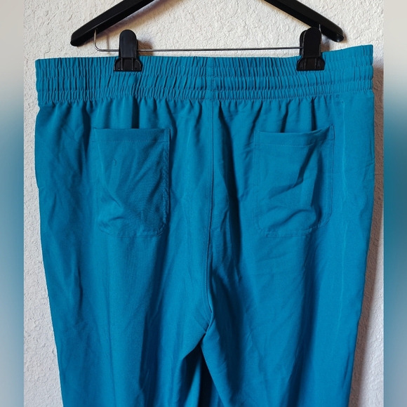 NWT BALEAF scrubs/outdoor pants - Picture 7 of 7
